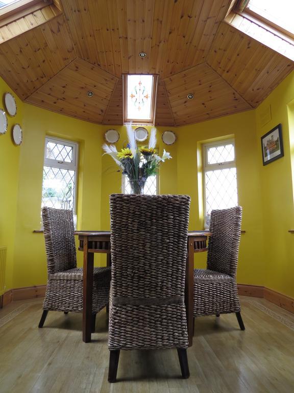 Grey Gables B&B Енніс Екстер'єр фото