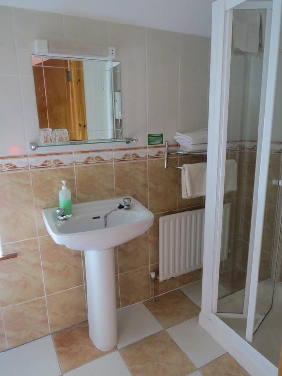 Grey Gables B&B Енніс Екстер'єр фото
