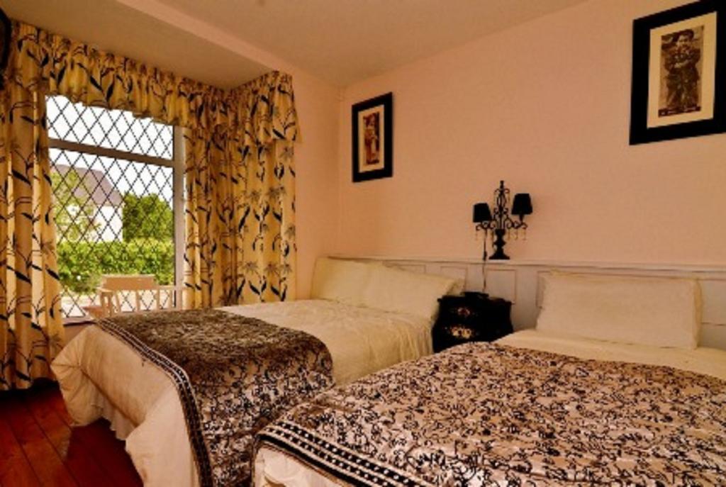 Grey Gables B&B Енніс Екстер'єр фото