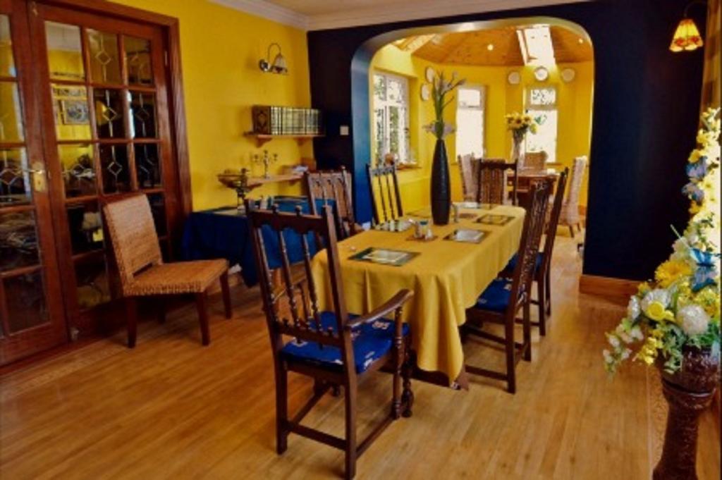 Grey Gables B&B Енніс Екстер'єр фото